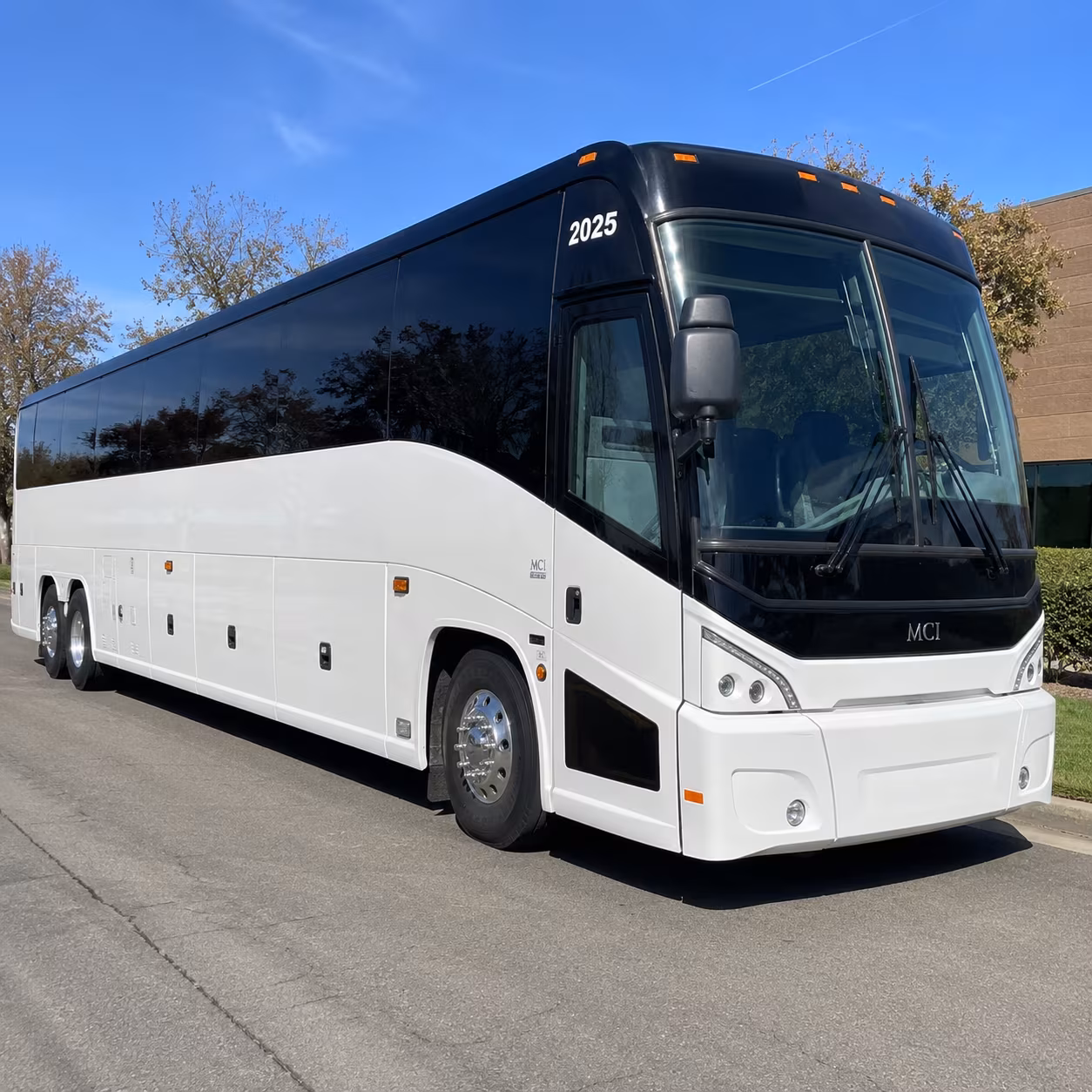 it s easy to arrange wedding guest shuttles at aldrich mansion and warwick waterfront venues