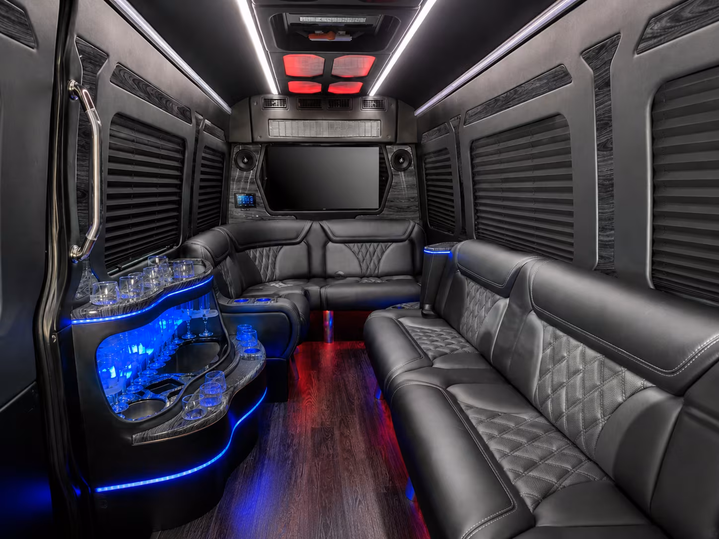 warwick 50 passenger party bus