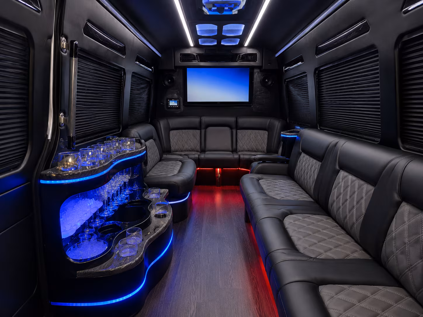you can count on busrentalwarwick com for fan buses to gillette stadium and patriots games